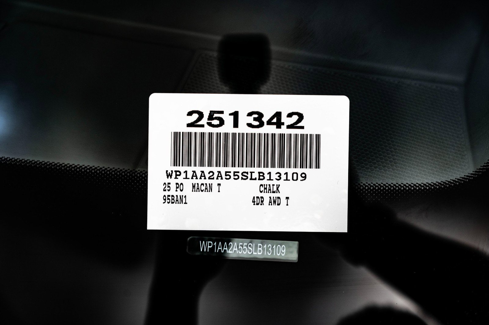 New 2025 Porsche Macan Turbo image 29