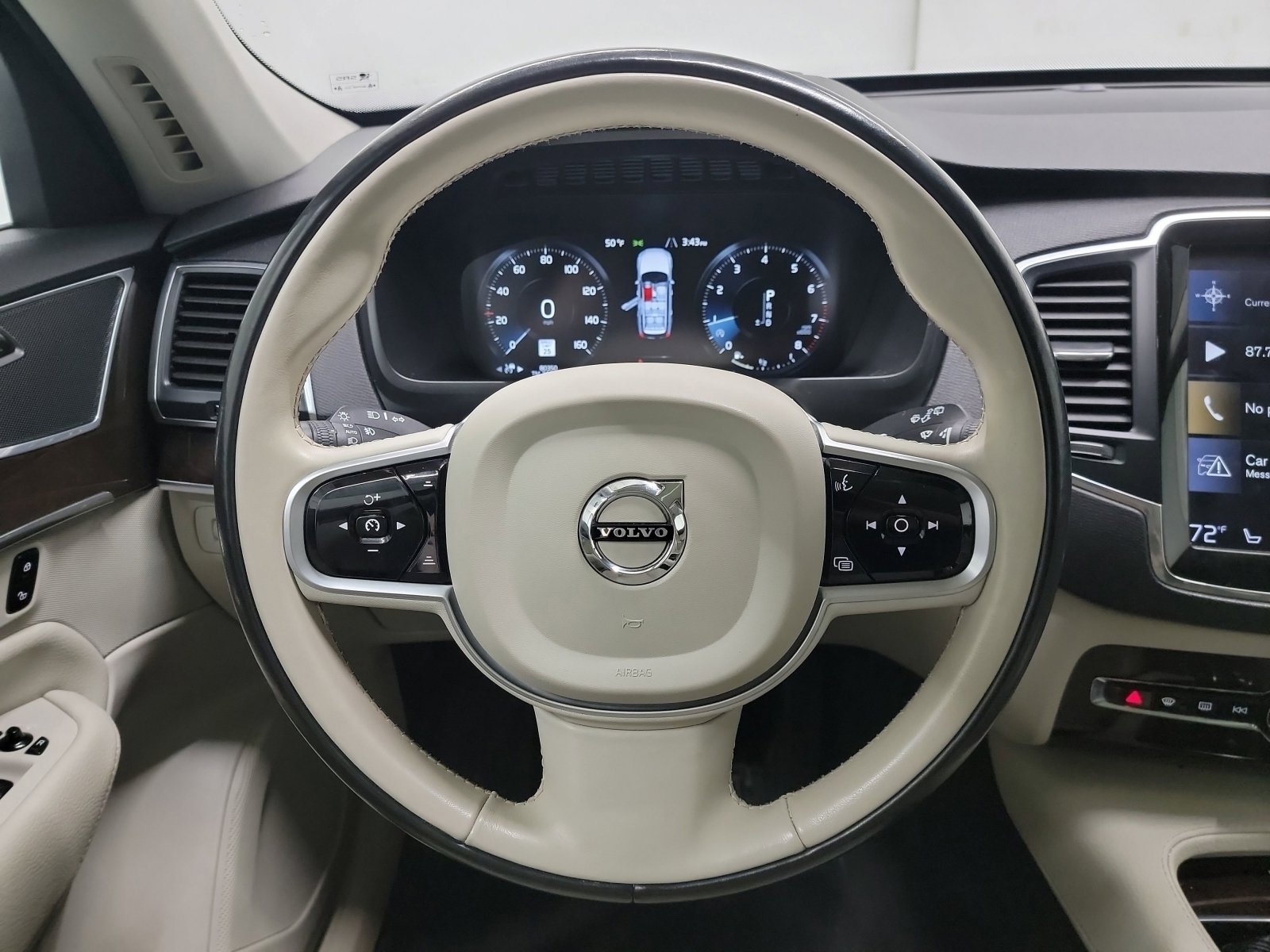 Used 2019 Volvo XC90 T6 Momentum w/ Advanced Package image 17