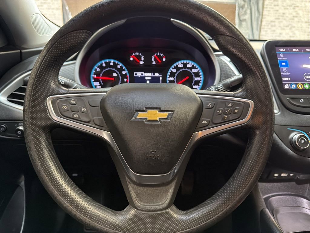 Used 2022 Chevrolet Malibu LS w/ LPO, Convenience Package 1 FWD image 16