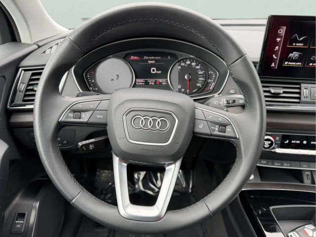 Used 2022 Audi Q5 2.0T Premium image 10