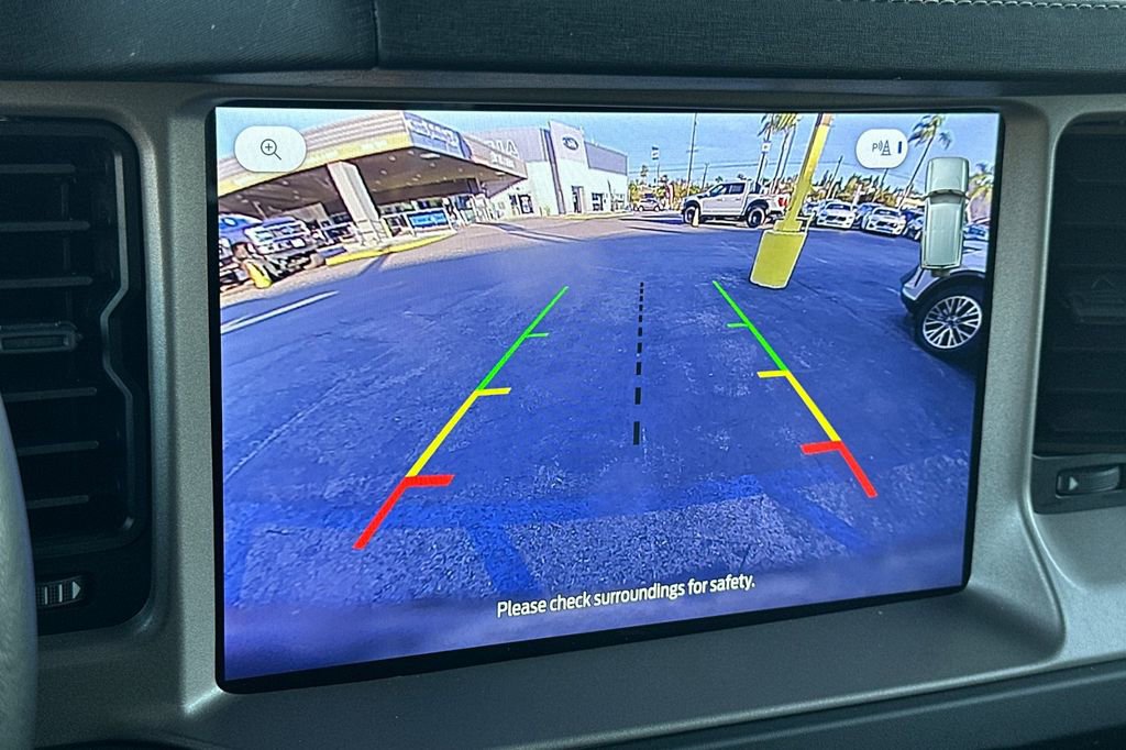 Used 2025 Ford Bronco Outer Banks image 21