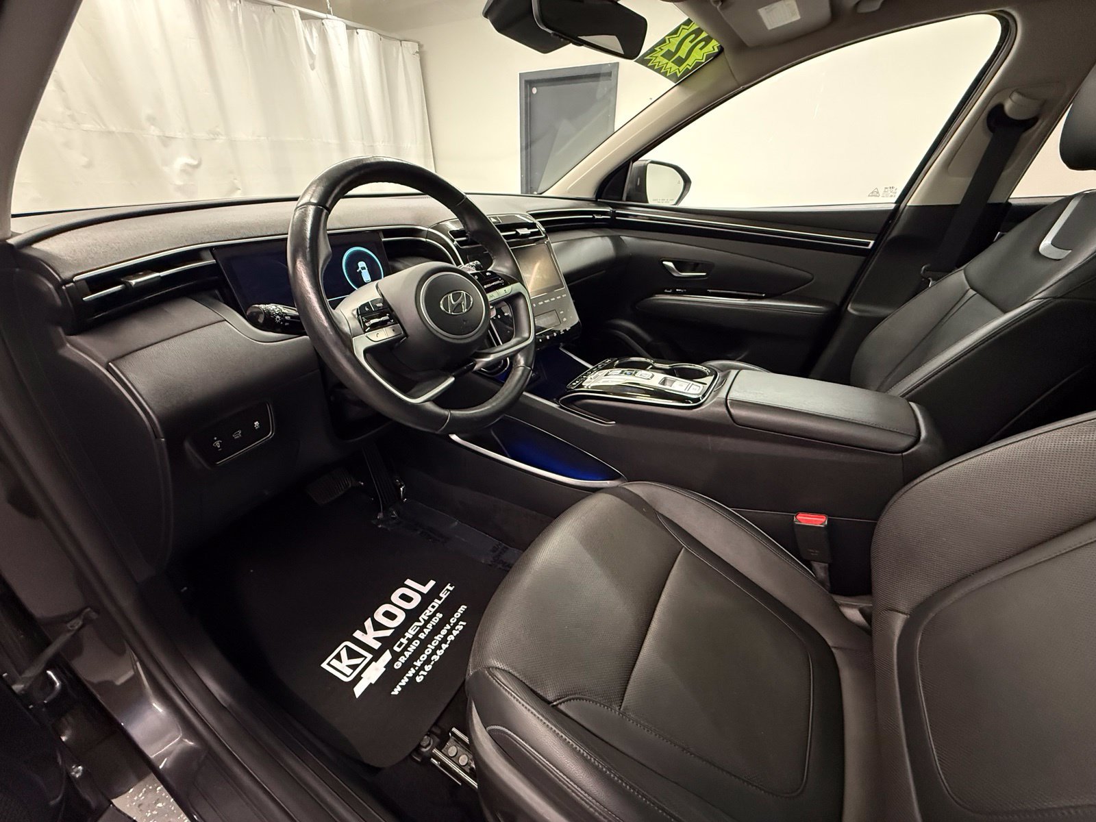Used 2022 Hyundai Tucson Limited AWD/4WD image 12