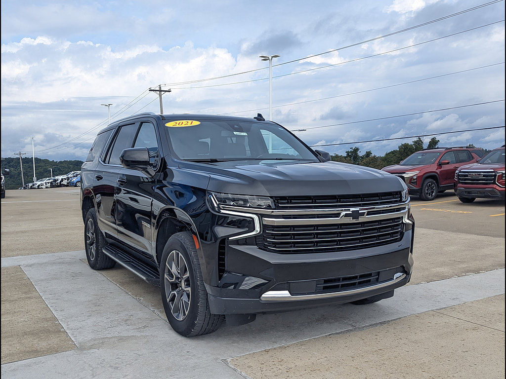 Used 2021 Chevrolet Tahoe LT w/ Rear Media and Nav Package AWD/4WD image 5