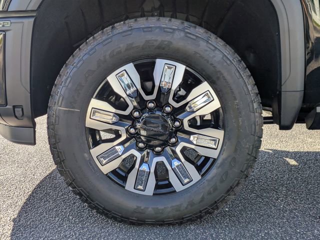 New 2026 GMC Sierra 2500 Denali w/ Denali Reserve Package image 14