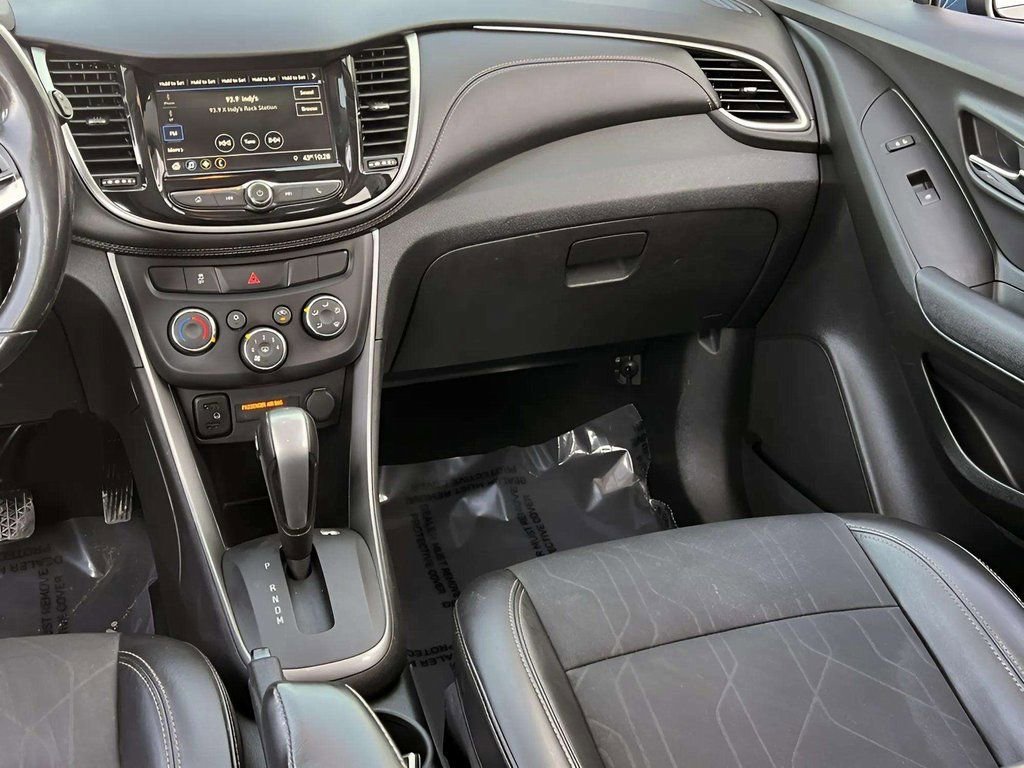 Used 2019 Chevrolet Trax LT w/ LT Convenience Package image 23