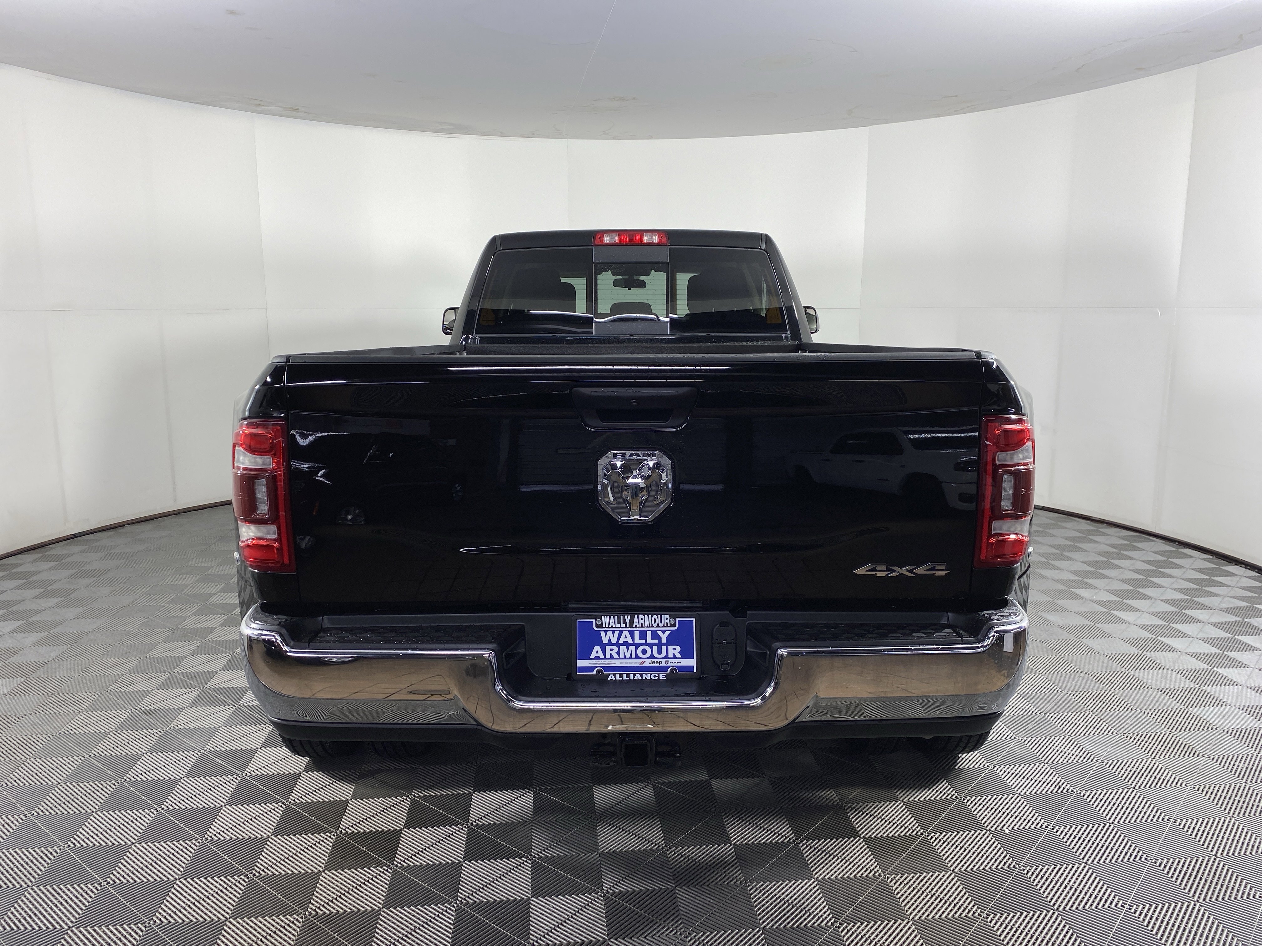 Used 2020 RAM 3500 Tradesman image 6