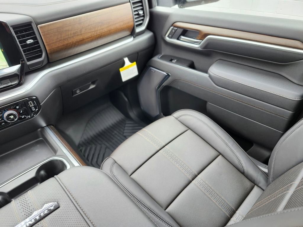 New 2026 Chevrolet Silverado 2500 High Country w/ Midnight Edition image 13