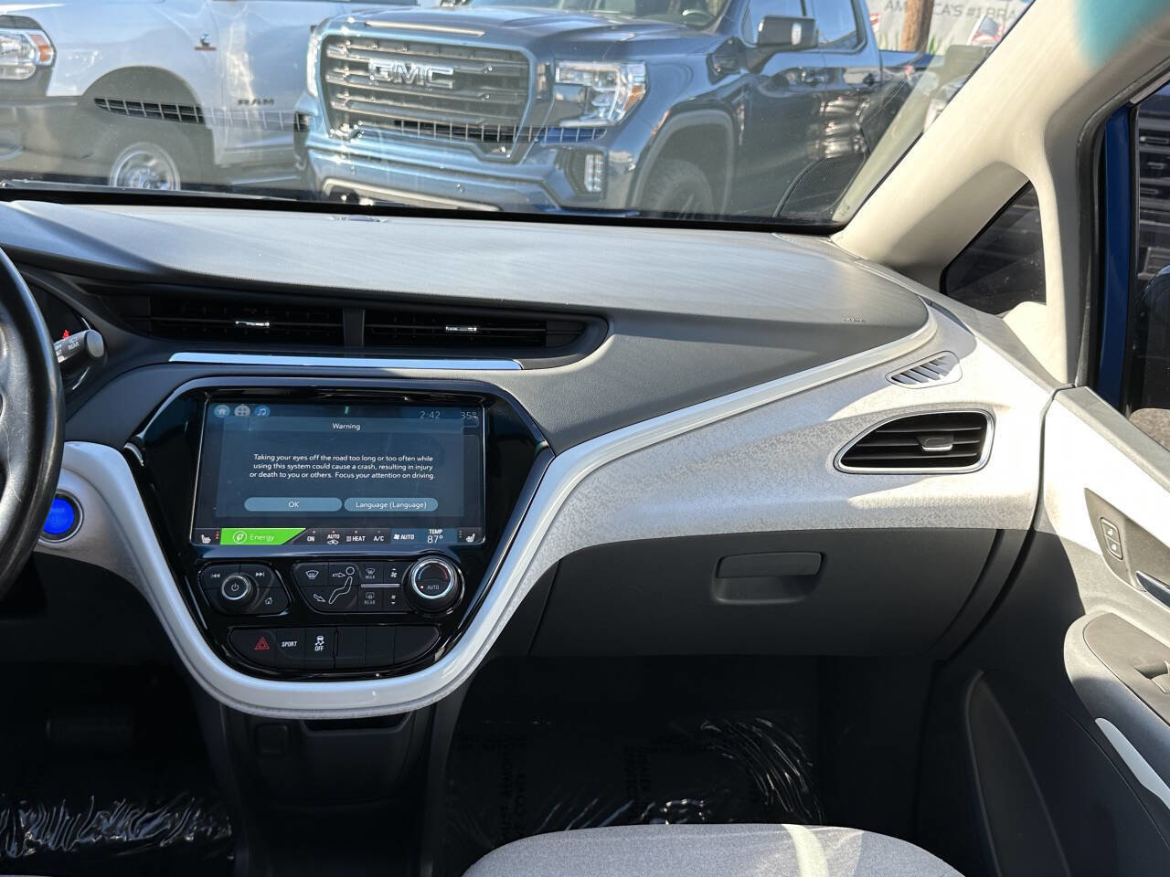 Used 2020 Chevrolet Bolt LT image 18