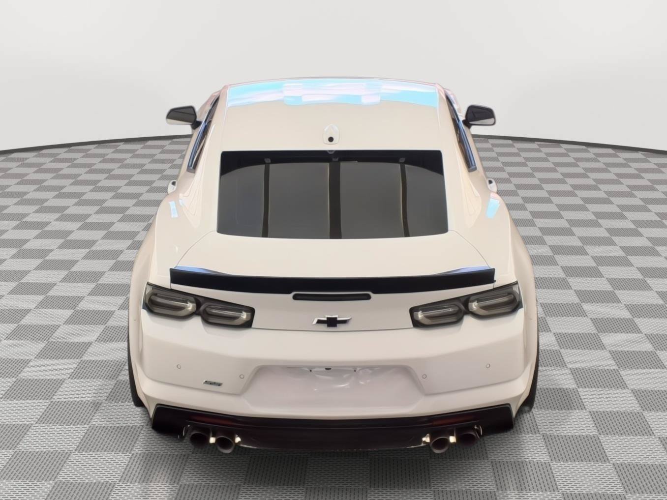 Used 2022 Chevrolet Camaro SS RWD image 13