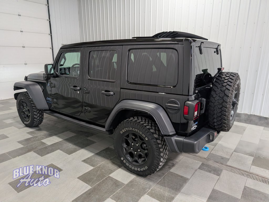 Used 2023 Jeep Wrangler Unlimited w/ Sun & Screen Package AWD/4WD image 2