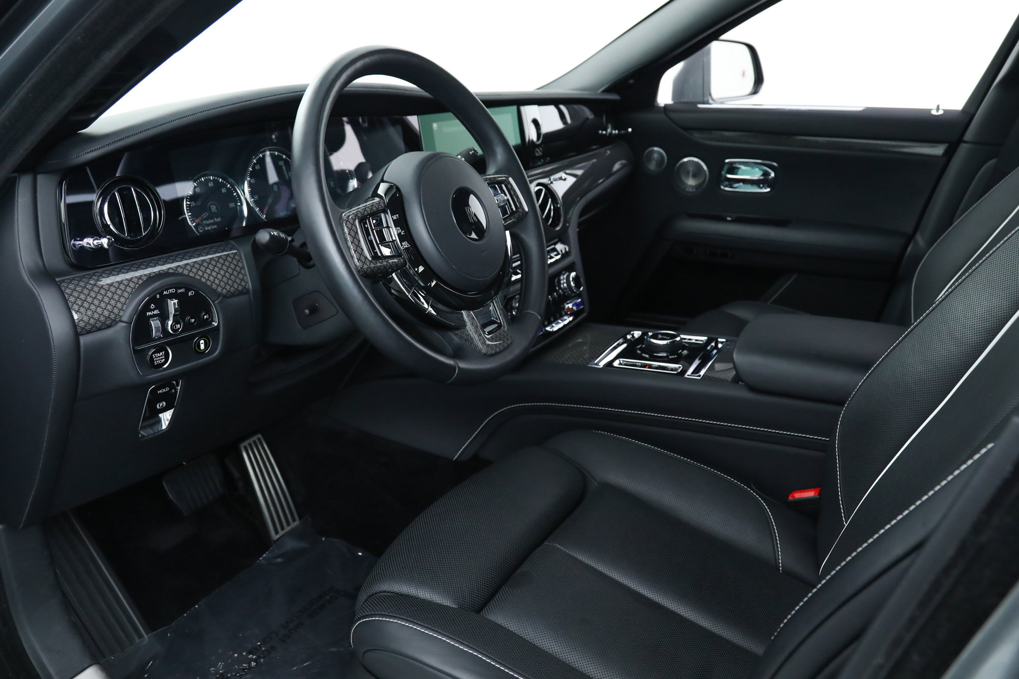Used 2023 Rolls-Royce Ghost Black Badge image 25