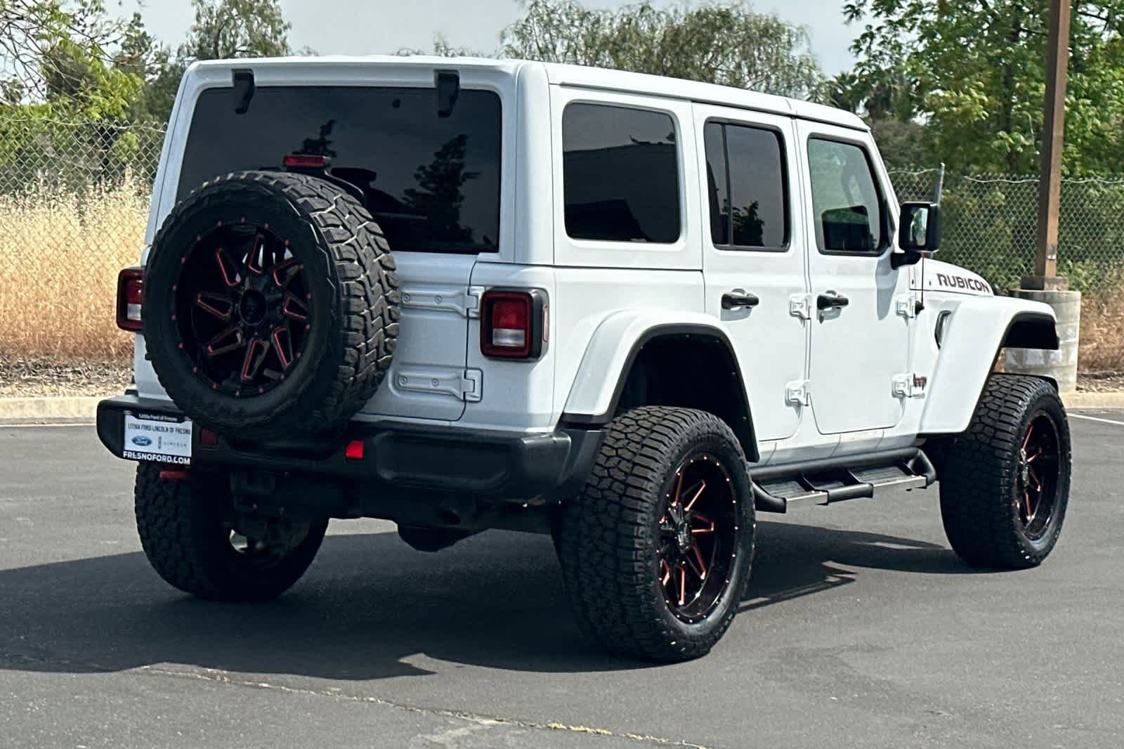 Used 2021 Jeep Wrangler Unlimited Rubicon image 2