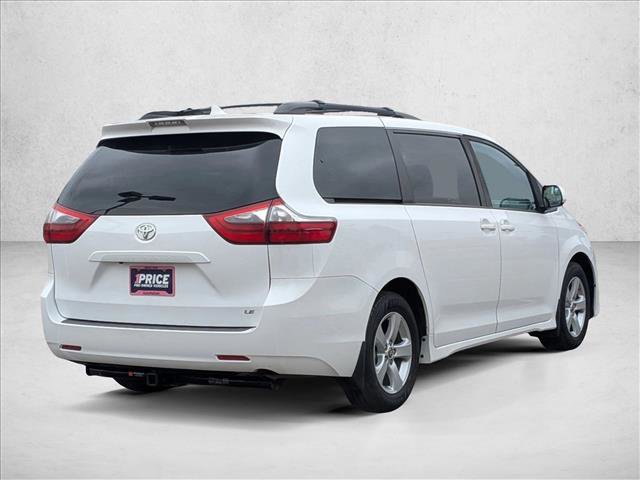 Used 2020 Toyota Sienna LE image 5