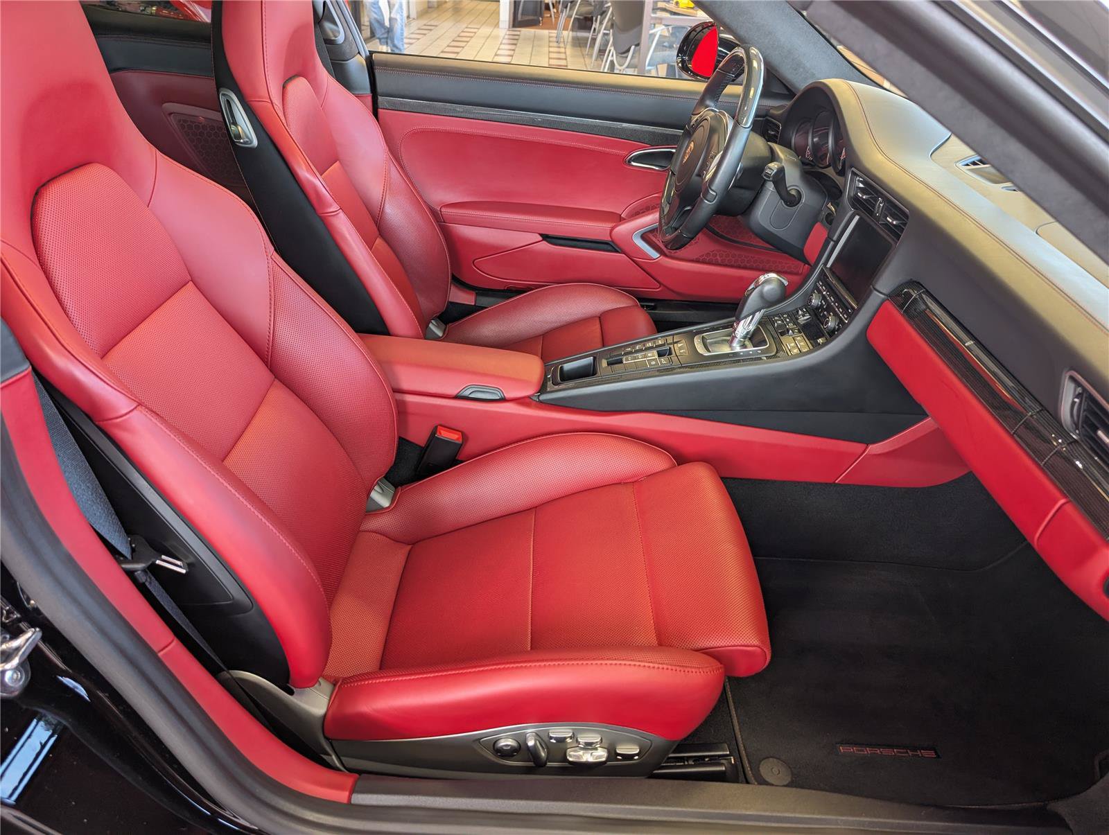 Used 2014 Porsche 911 Turbo AWD/4WD image 12