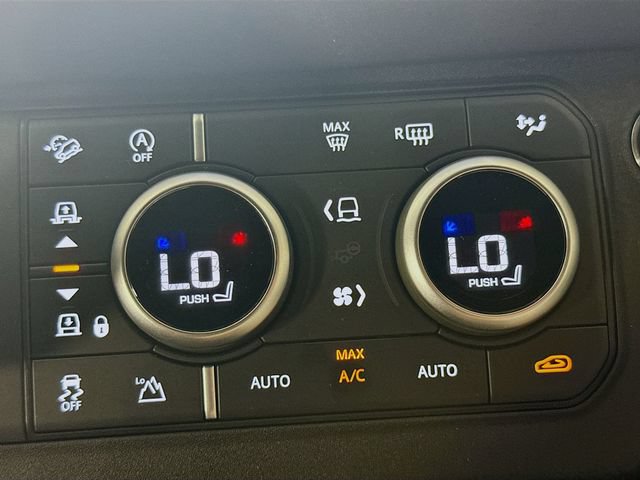 Used 2025 Land Rover Defender 110 S AWD/4WD image 18