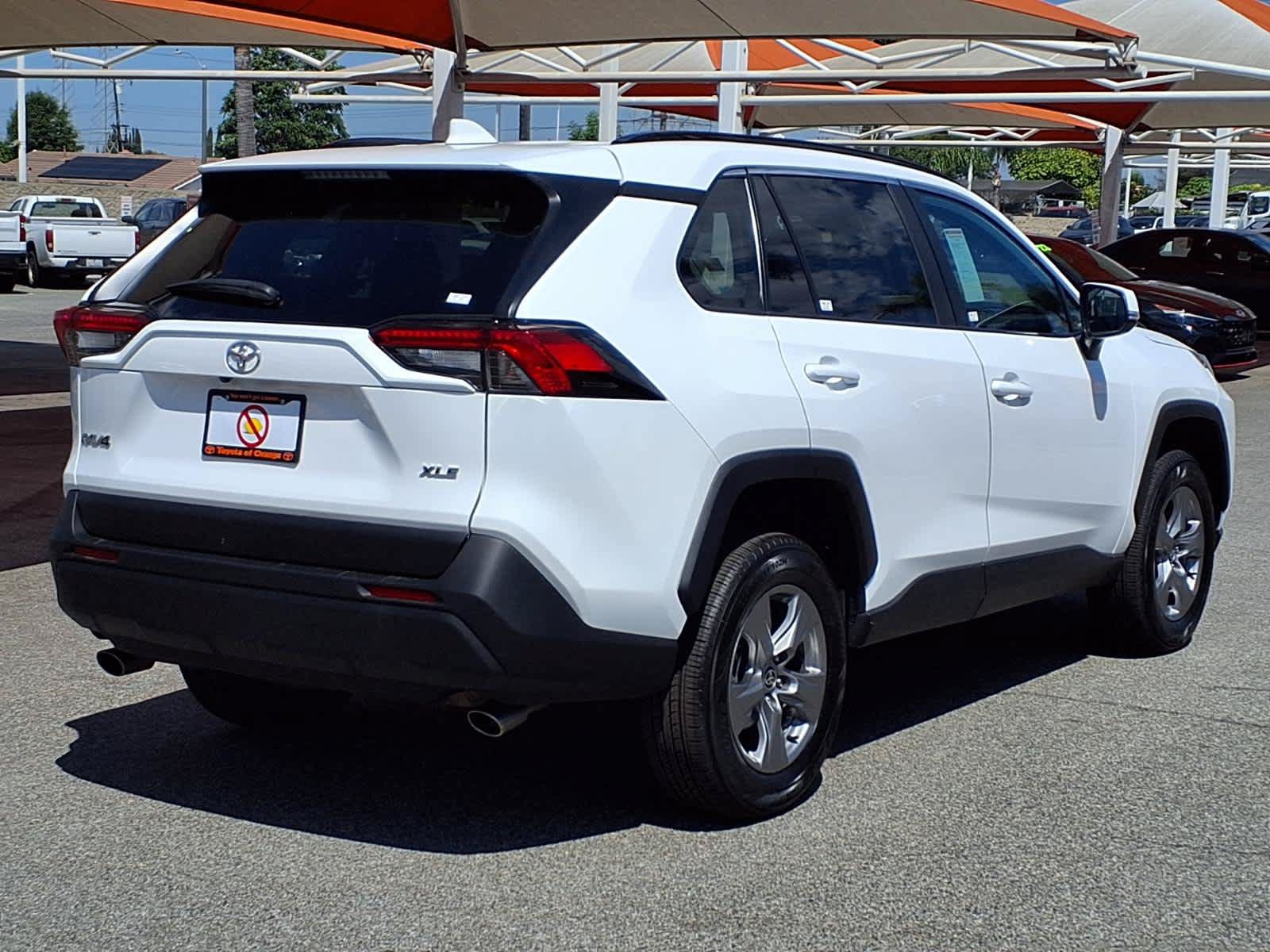 Certified 2024 Toyota RAV4 XLE FWD image 6