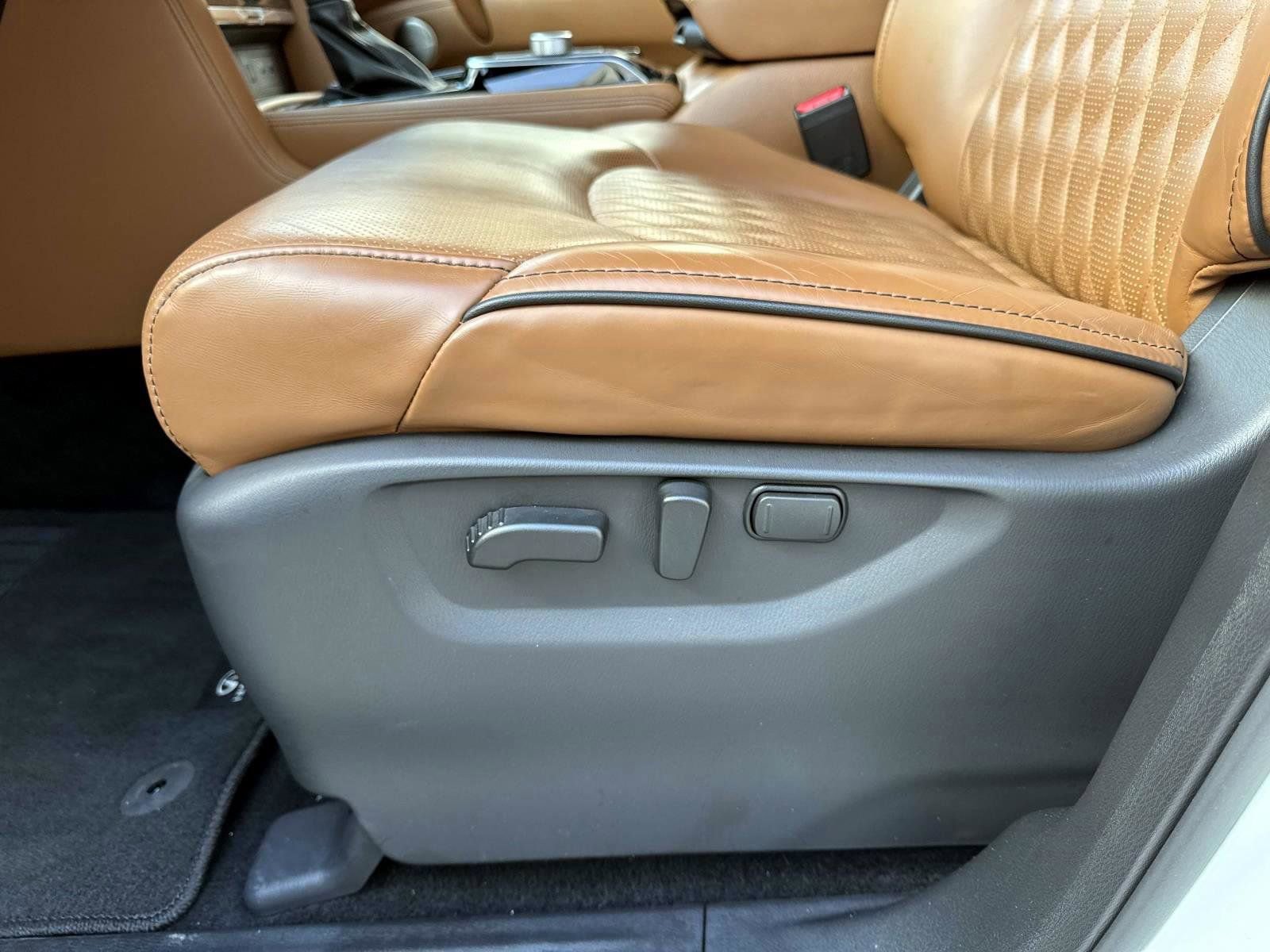 Certified 2024 INFINITI QX80 Sensory image 10