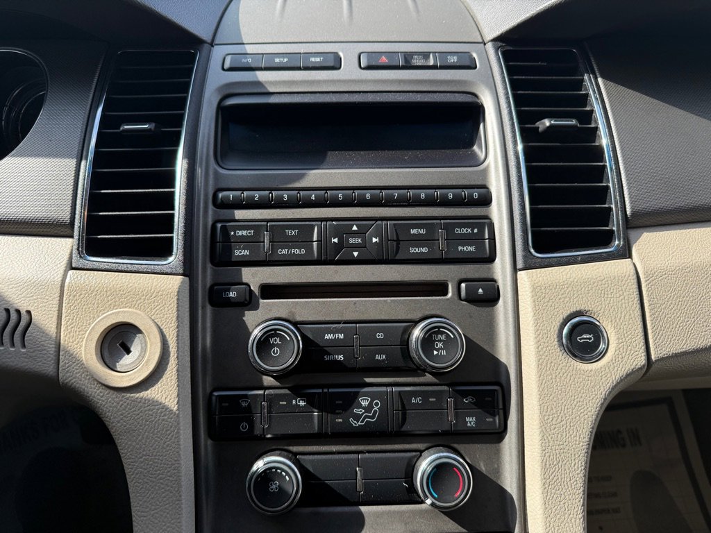 Used 2012 Ford Taurus SE image 16