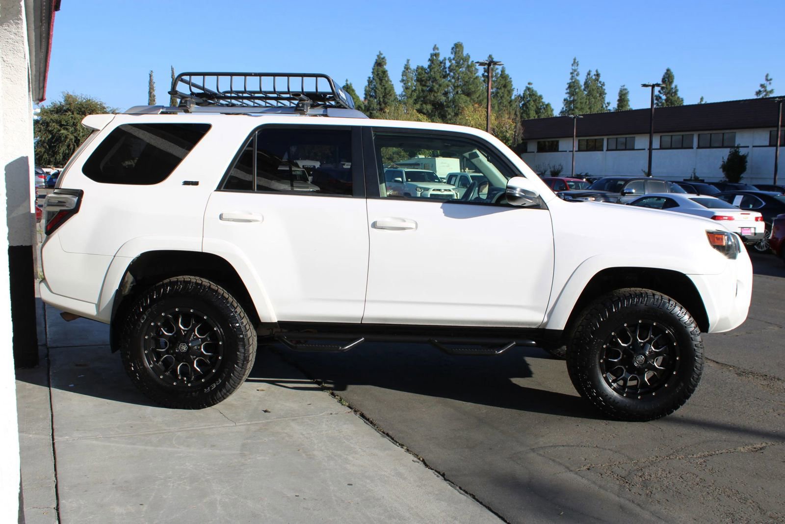 Used 2016 Toyota 4Runner SR5 Premium image 8