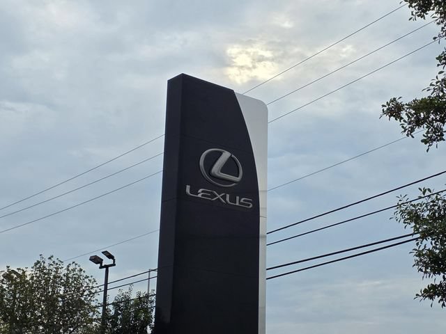 Used 2025 Lexus NX 350 AWD w/ Cold Area Package image 10