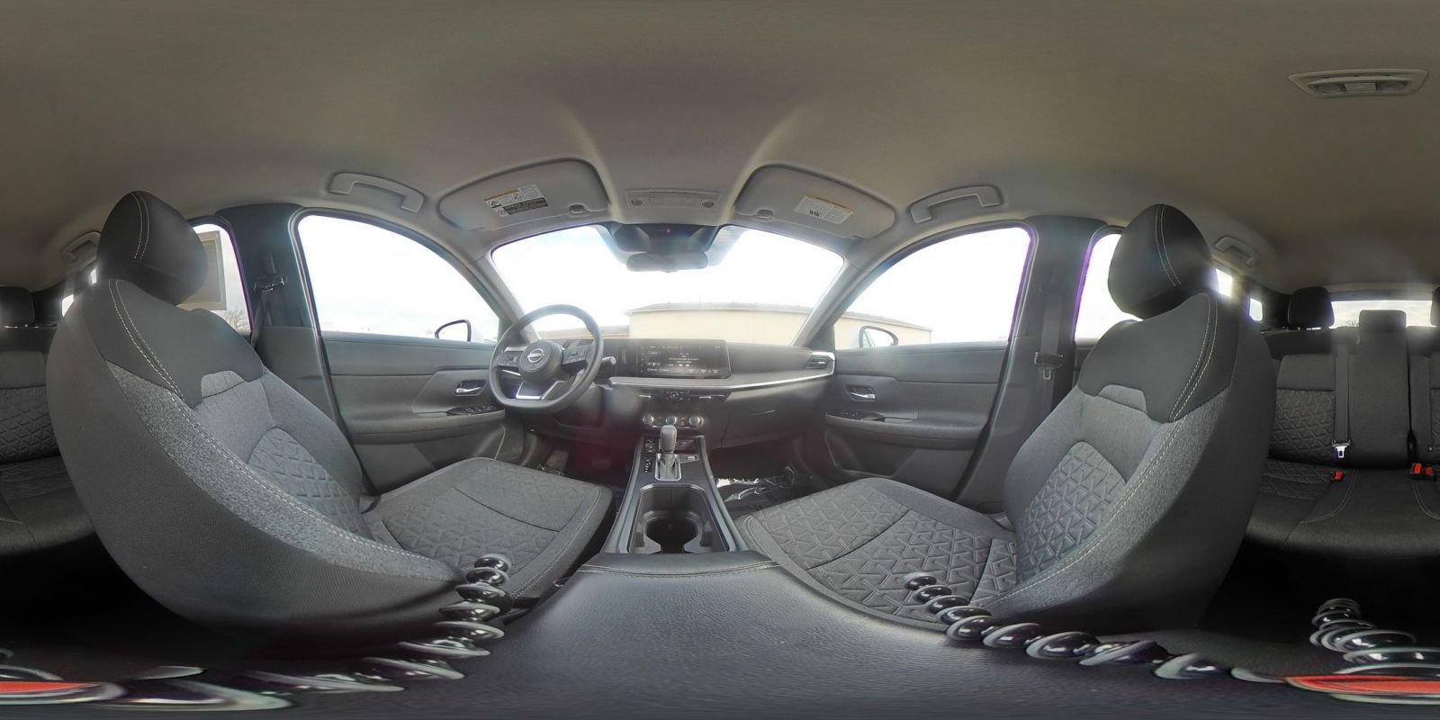 Used 2025 Nissan Kicks SV AWD/4WD image 41