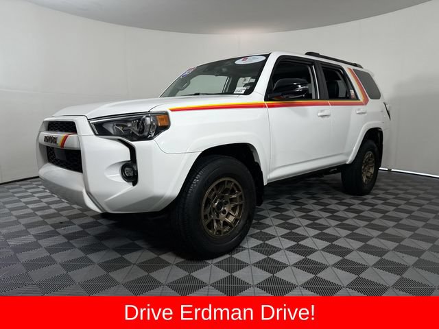 Certified 2023 Toyota 4Runner 40th Anniversary SE AWD/4WD image 3