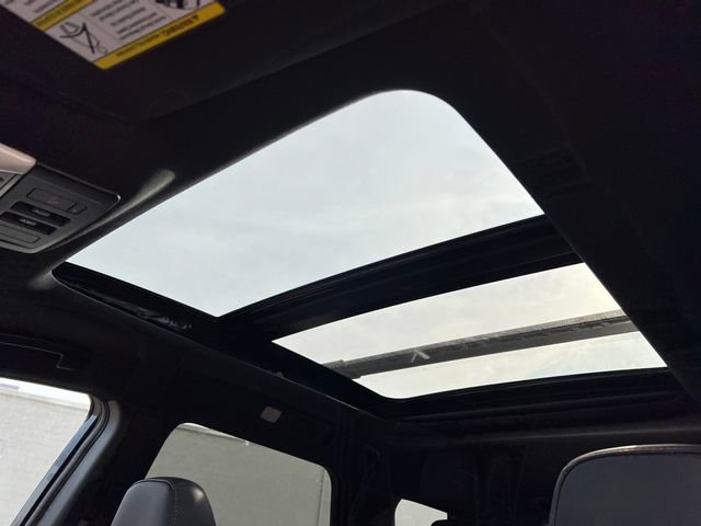 New 2026 Nissan Pathfinder SV image 8