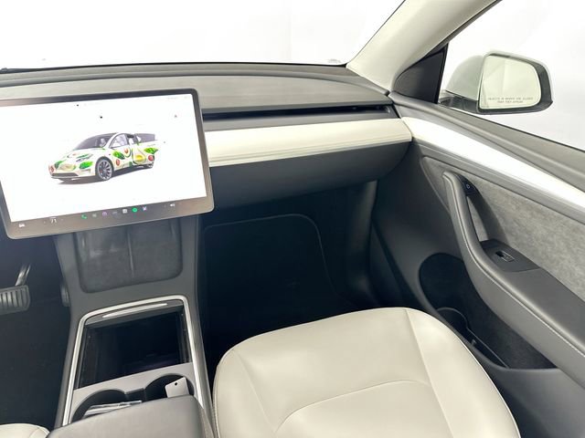 Used 2023 Tesla Model Y Long Range image 26