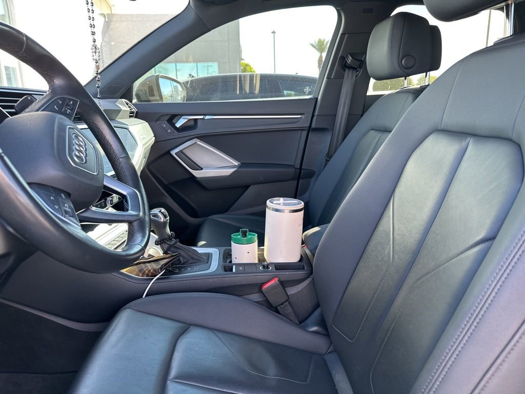 Used 2023 Audi Q3 2.0T Premium Plus w/ Premium Plus Package image 7