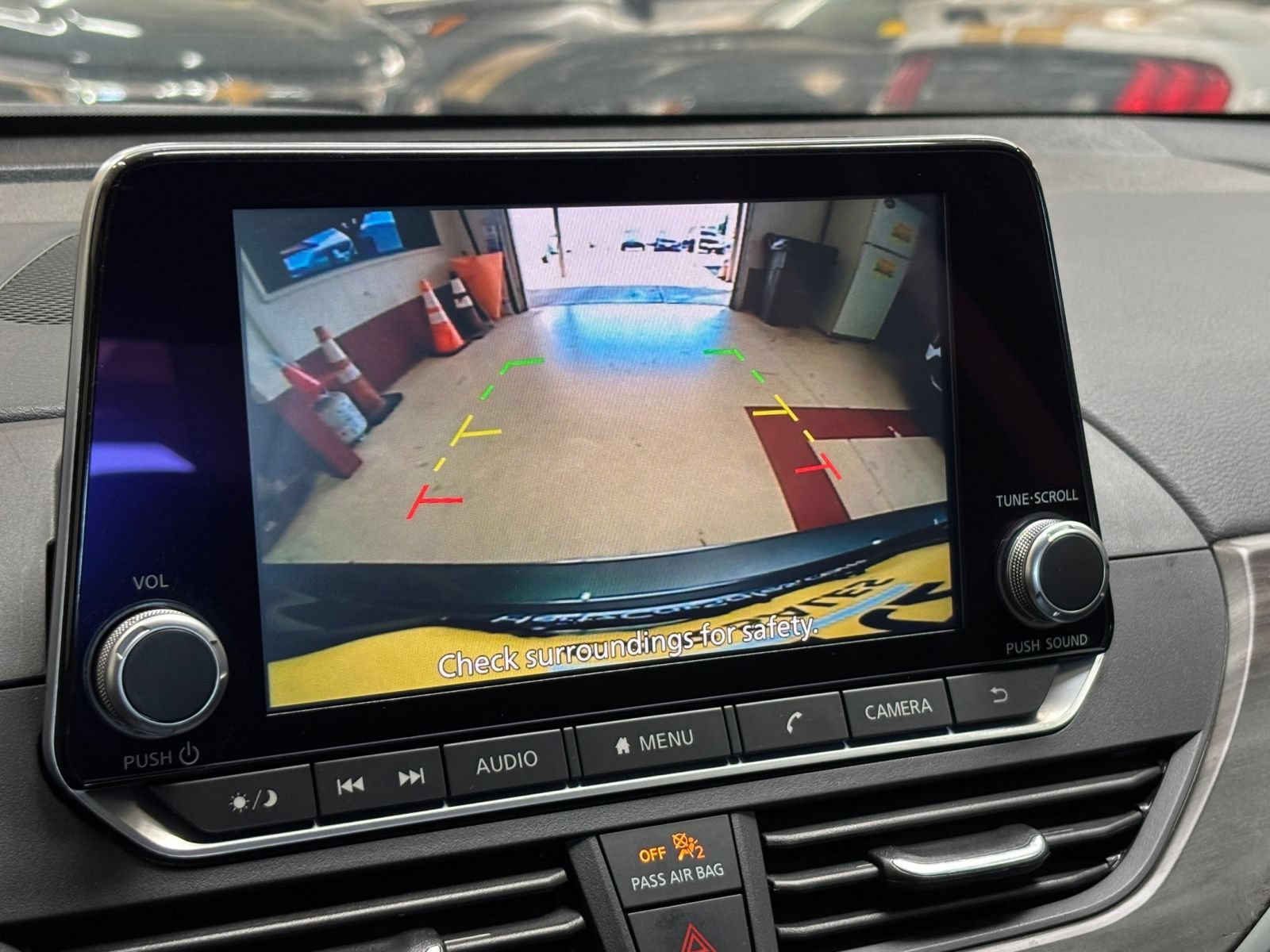 Used 2025 Nissan Altima 2.5 SV FWD image 22