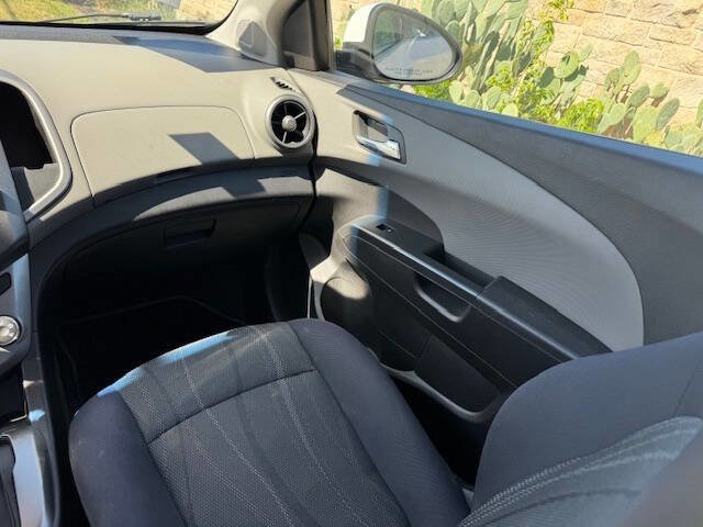 Used 2012 Chevrolet Sonic LT FWD image 15