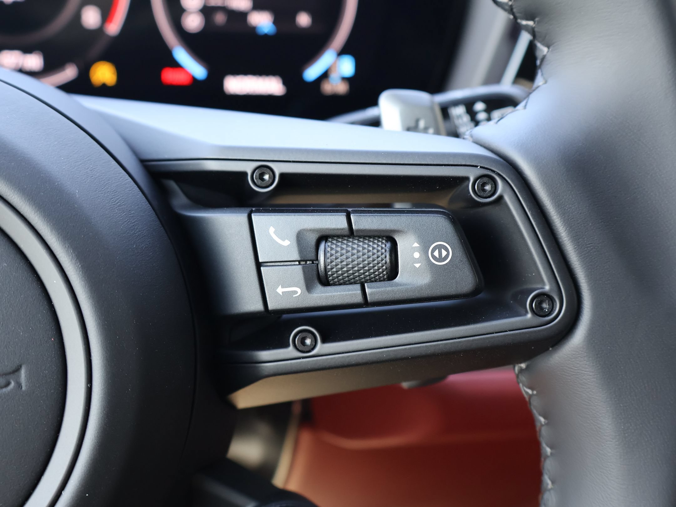 New 2026 Porsche Cayenne S AWD/4WD image 18