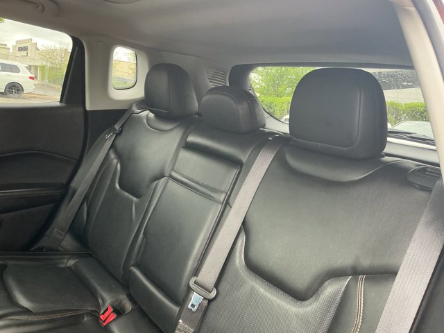 Used 2018 Jeep Compass Limited w/ Navigation Group AWD/4WD image 15