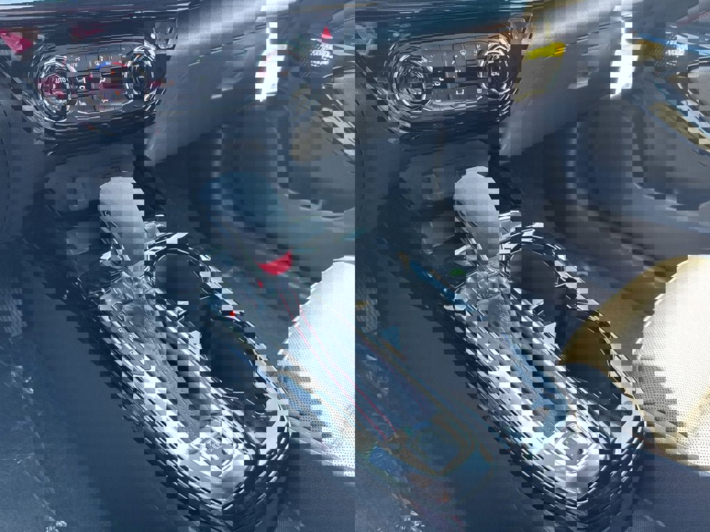 New 2025 Chevrolet Trax RS w/ Driver Confidence Package image 28