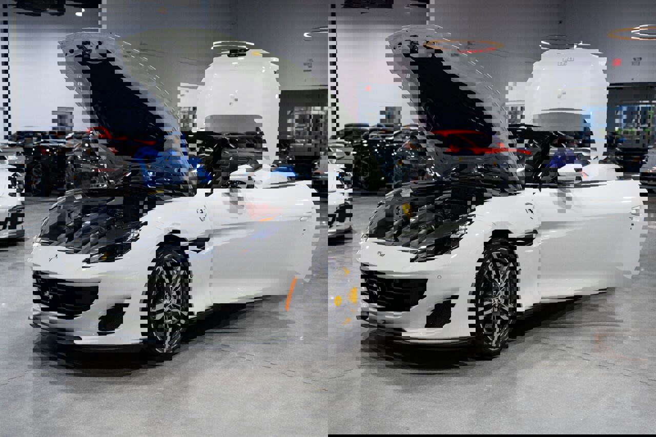 Used 2019 Ferrari Portofino image 37