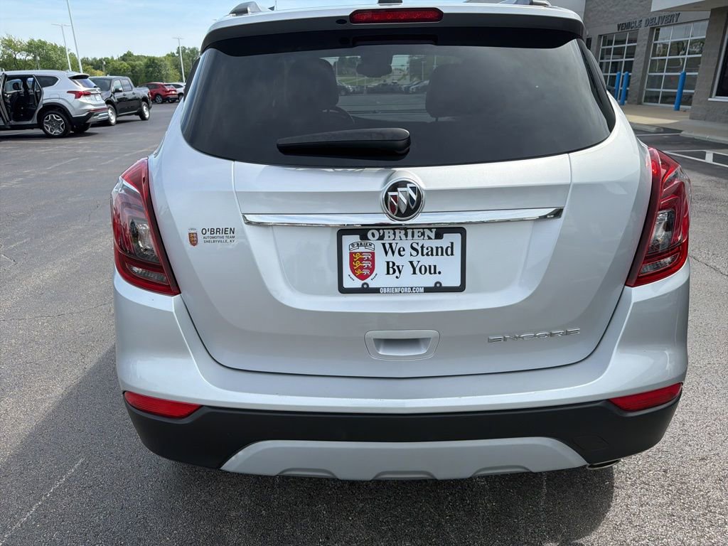 Used 2020 Buick Encore Essence FWD image 4