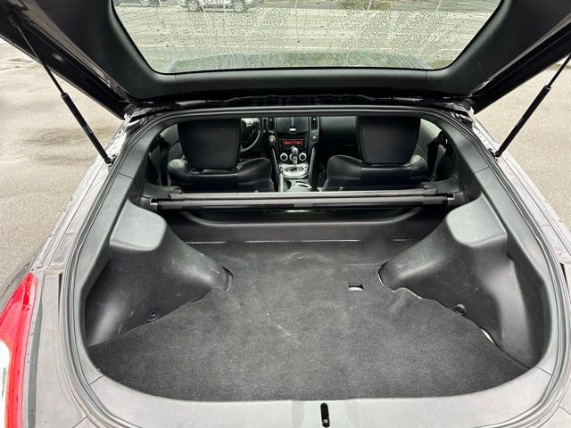Used 2014 Nissan 370Z Touring RWD image 15