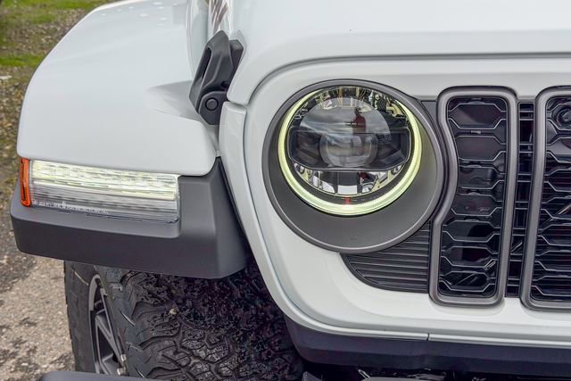 New 2026 Jeep Wrangler Unlimited Rubicon w/ Technology Group image 5