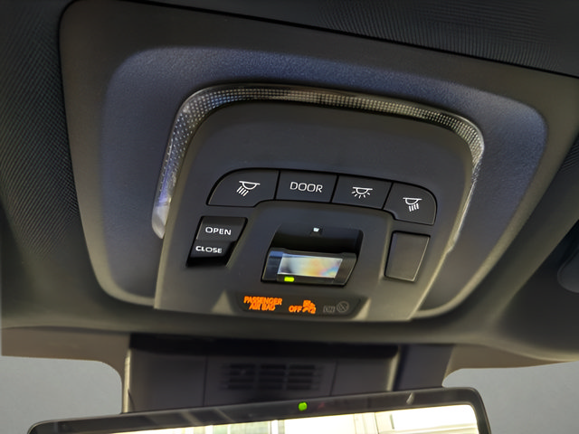 Certified 2023 Subaru Solterra AWD image 27