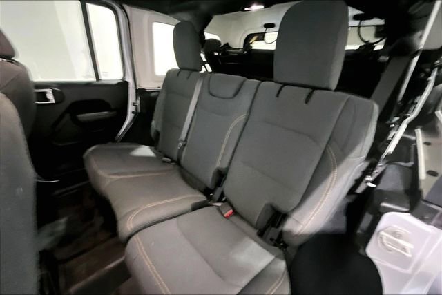 Used 2024 Jeep Wrangler Willys image 23
