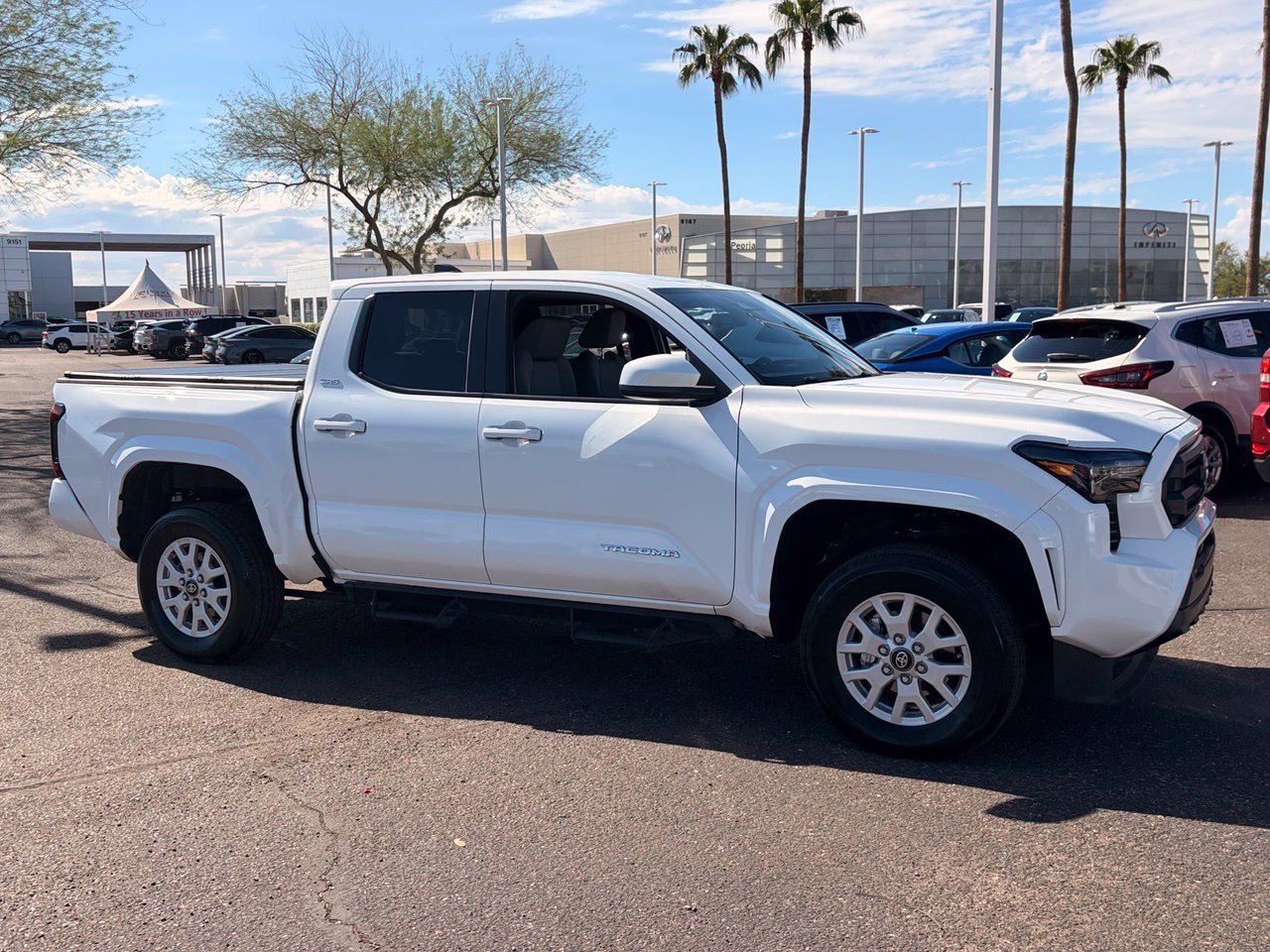 Used 2024 Toyota Tacoma SR5 AWD/4WD image 5