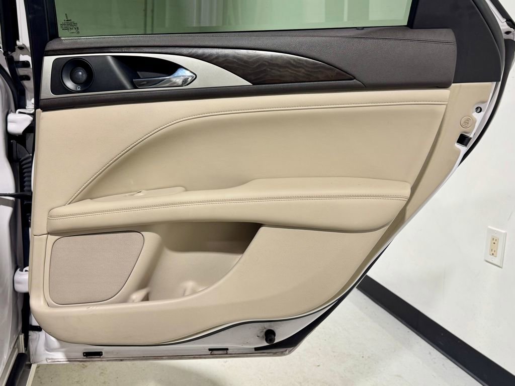 Used 2020 Lincoln MKZ Reserve w/ Elements Package image 32