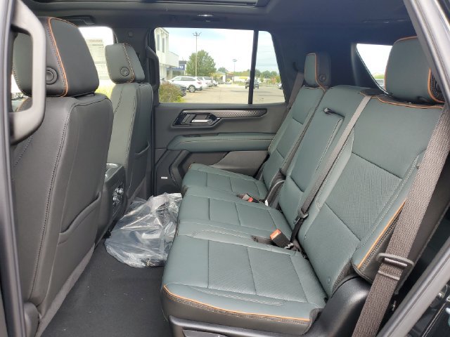 New 2026 GMC Yukon AT4 w/ AT4 Preferred Package AWD/4WD image 14