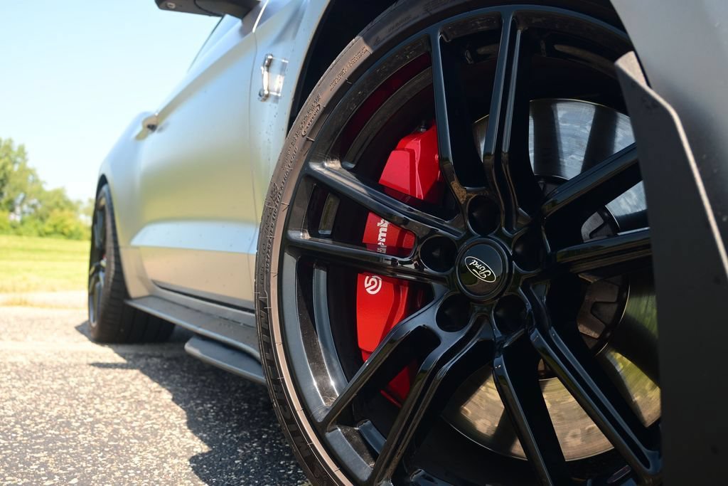 Used 2022 Ford Mustang Shelby GT500 w/ Technology Package RWD image 4
