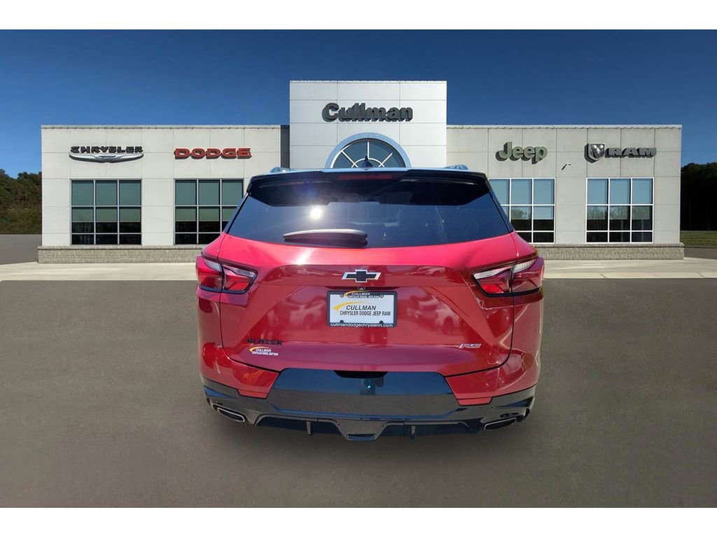 Used 2022 Chevrolet Blazer RS w/ Enhanced Convenience Package FWD image 4