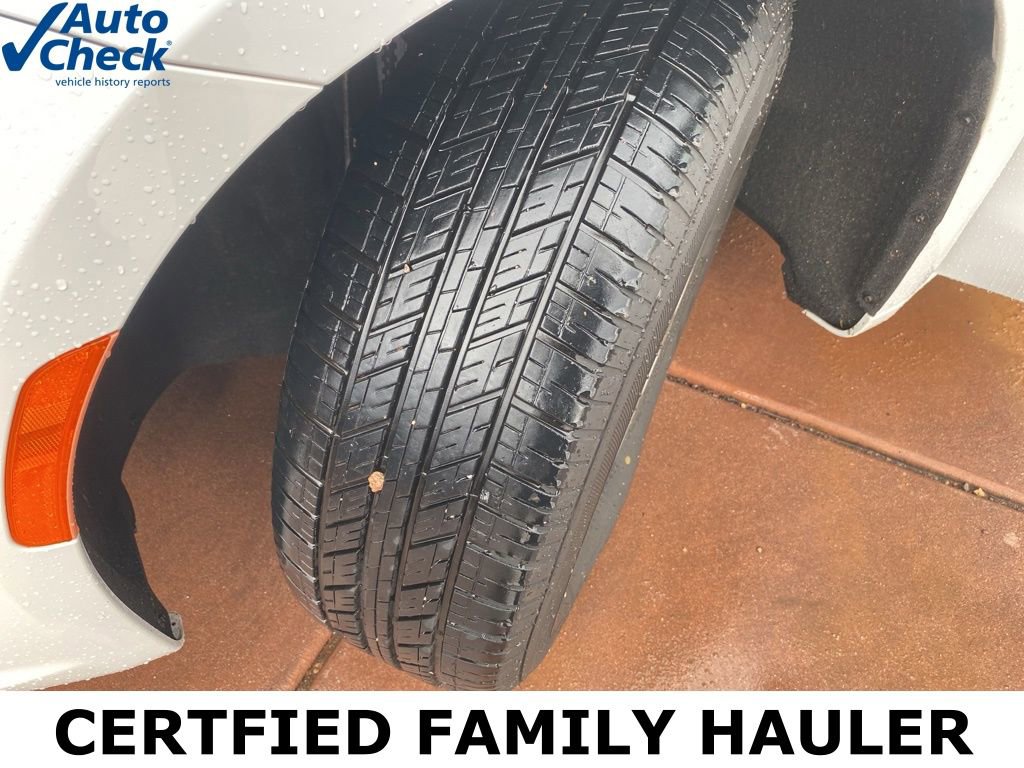 Used 2024 Chrysler Pacifica Touring-L FWD image 48