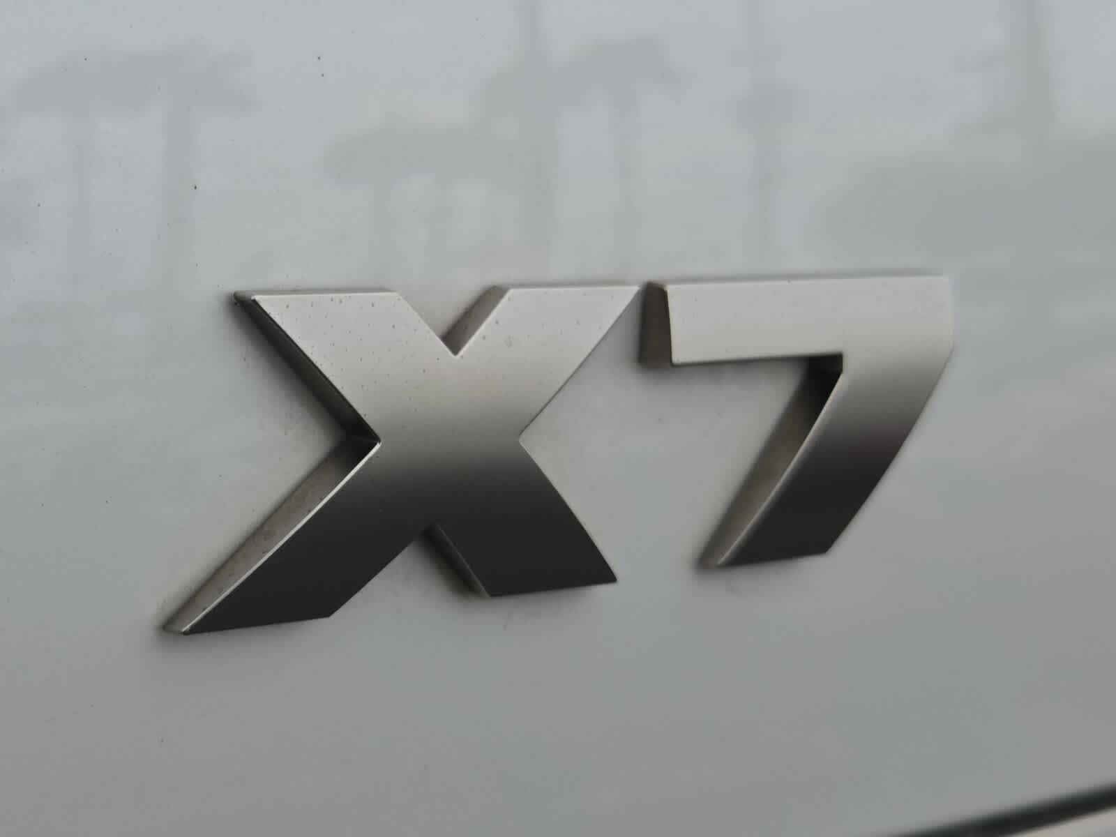 Used 2021 BMW X7 M50i AWD/4WD image 14
