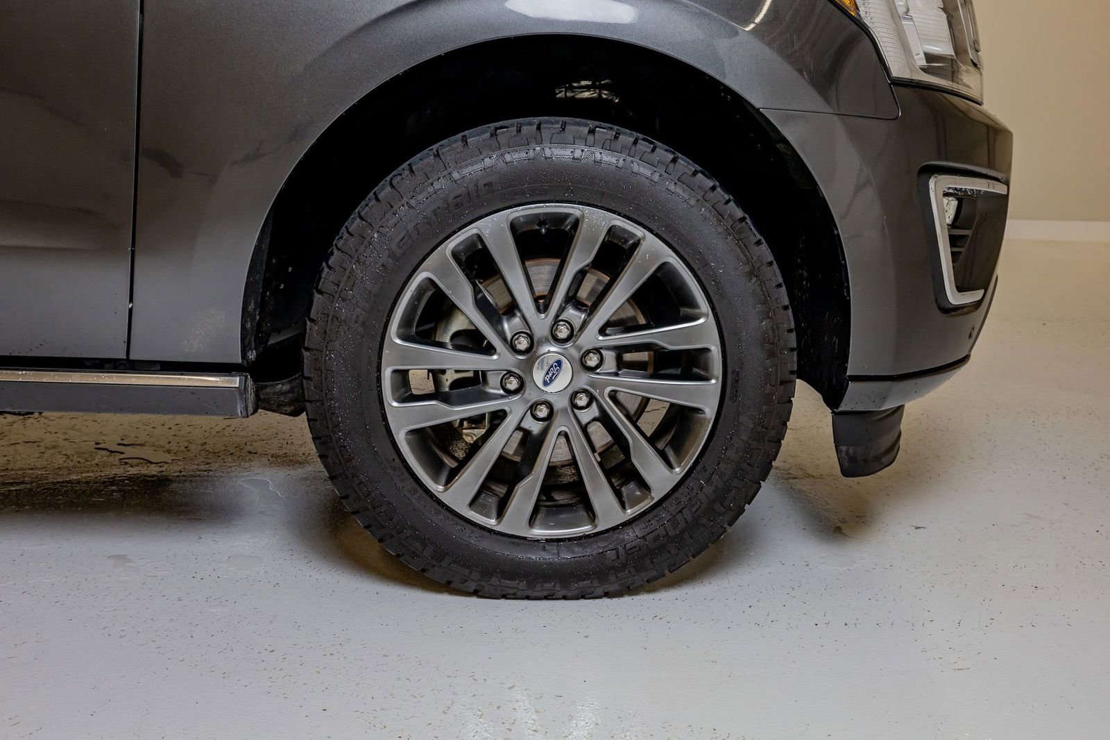 Used 2021 Ford Expedition Max Limited RWD image 11