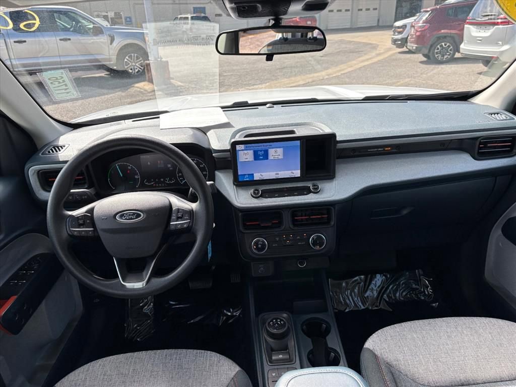 Used 2024 Ford Maverick XLT image 7