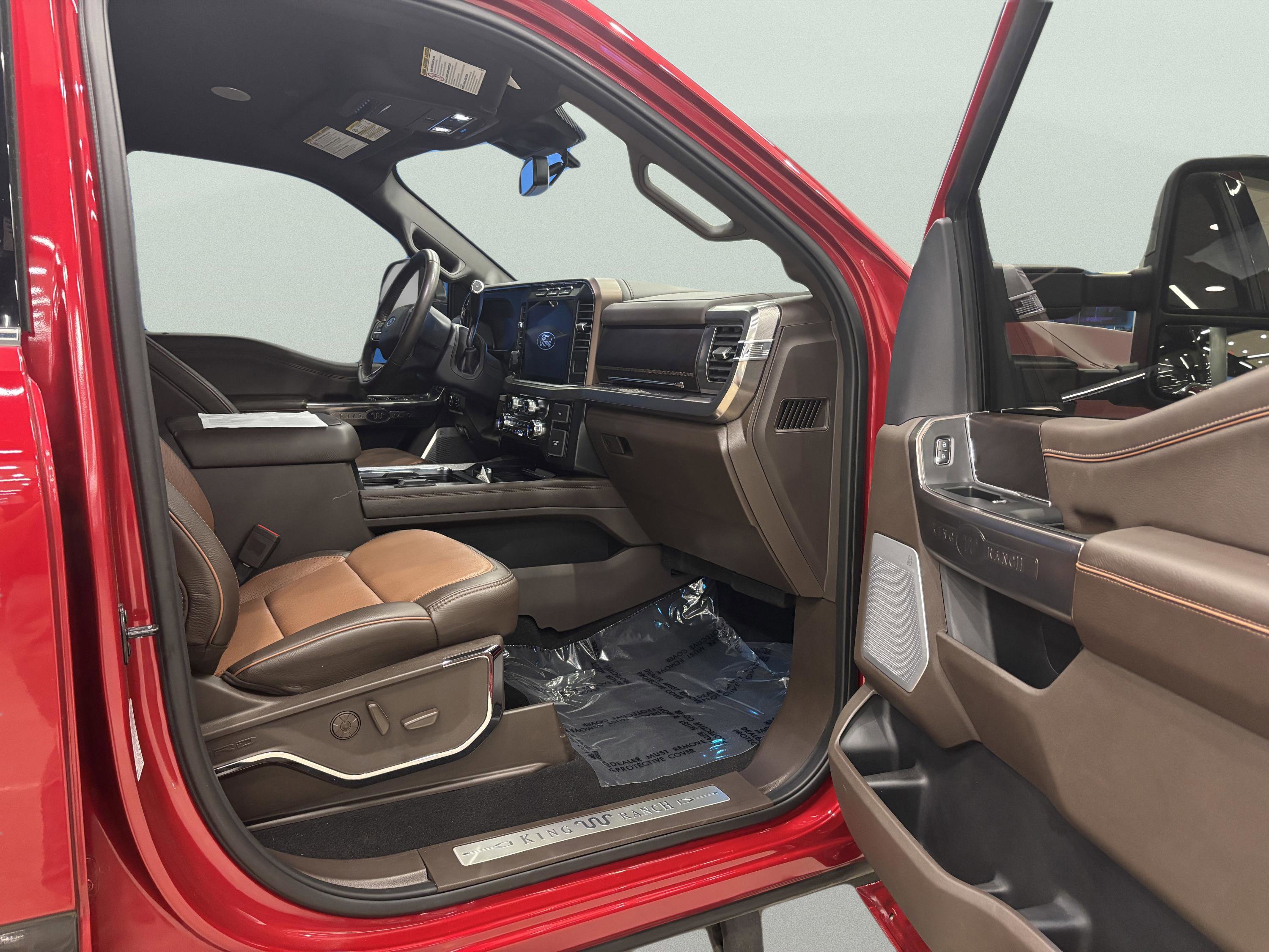 Certified 2024 Ford F350 King Ranch AWD/4WD image 17